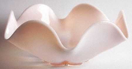Canterbury Pink (Opalescent) Crimped Bowl