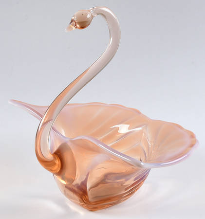 Sylvan Pink (Opalescent) by Duncan &amp; Miller