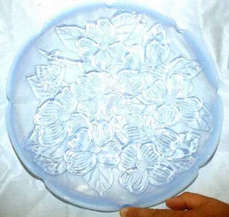 Dogwood Blue (Opalescent) by Duncan &amp; Miller