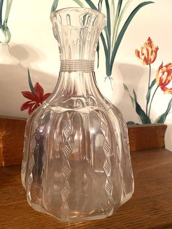 Diamond Ridge Clear Decanter No Stopper