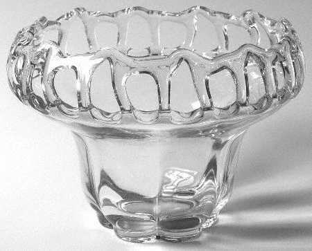 Murano Clear 6" Cupped Vase