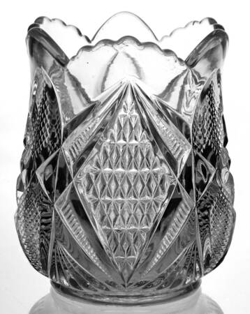Scalloped Six Point Celery Vase