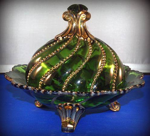Beaded Swirl Green Round Covered Butter