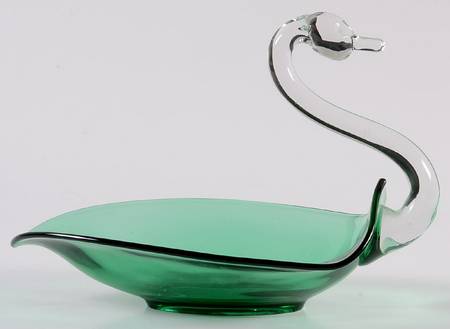 Animals & Figurines 8" Open Swan