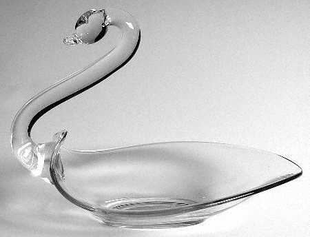 Animals & Figurines 8" Open Swan