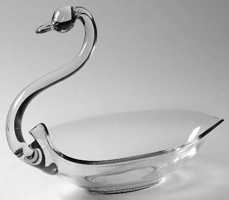 Animals & Figurines 11" Open Swan