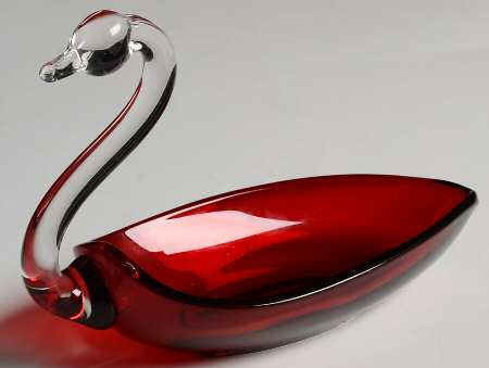 Animals & Figurines 5" Ruby Open Swan