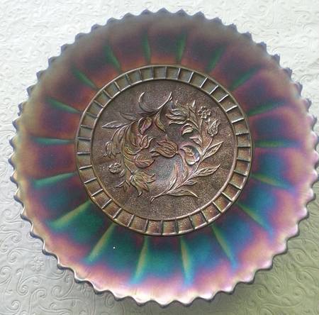 Windflower Amethyst (Carnival) 9" Decorative Plate