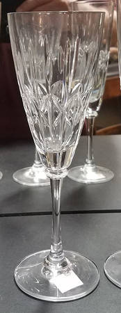 DHC6 Wine Glass