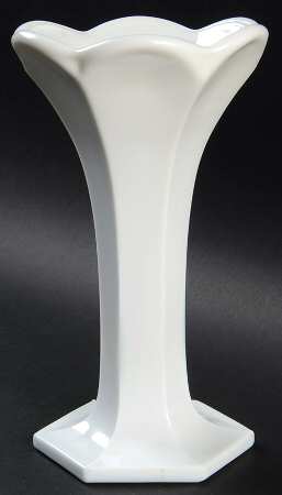 754 Milkglass by Duncan &amp; Miller