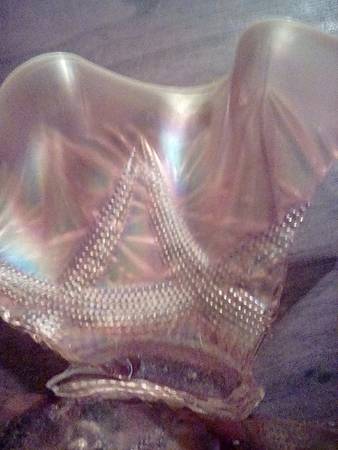 Compass-Marigold (Opalescent) 8" Round Crimped Bowl