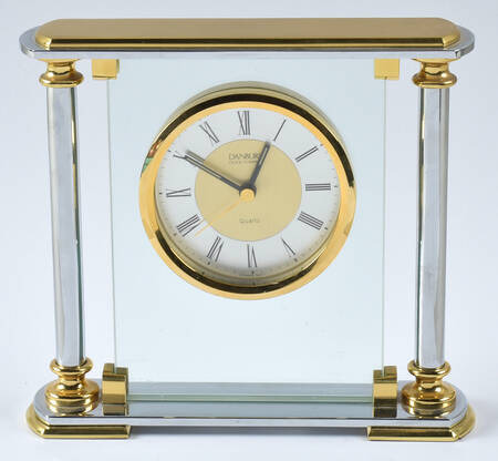 DCZ1 Quartz Clock