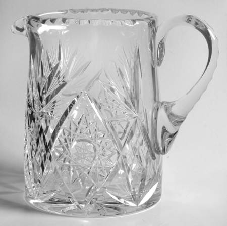 Royal 32 Oz Pitcher
