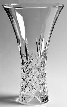 Sutherland (Smooth Stem) 8" Flower Vase