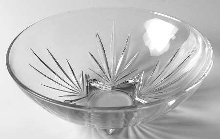 Star Clear 8" Round Bowl