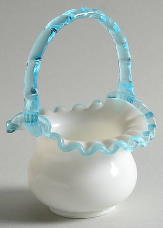 Aqua Crest (Pale Blue) #680/7236 Crests 5" Basket