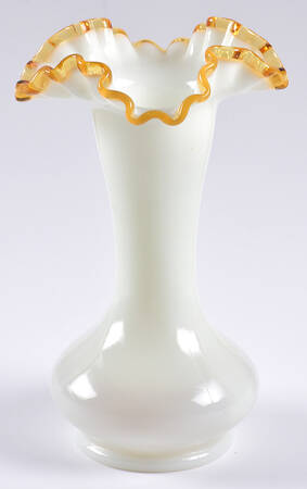 Gold Crest 8" Double Crimped Vase