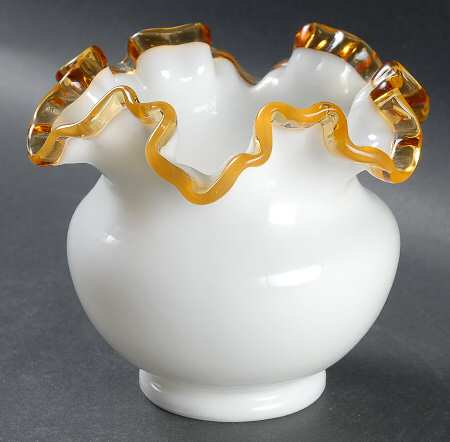 Gold Crest 4" Double Crimped Vase