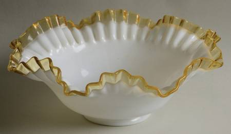 Gold Crest 10" Round Crimped Bowl