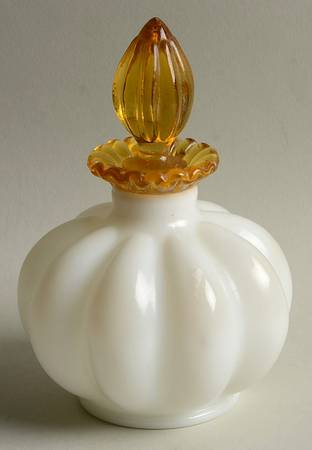 Gold Crest Squat Cologne Bottle & Stopper