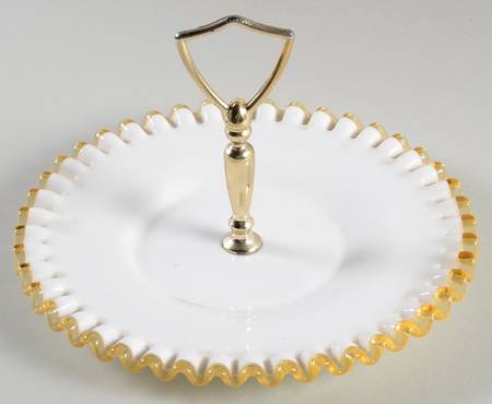 Gold Crest Sandwich Plate with Metal Handle