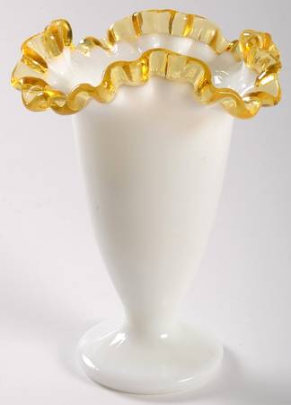Gold Crest 6" Crimped Square Vase