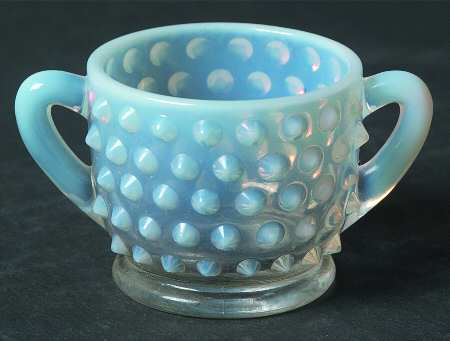 Hobnail French (Opalescent) Individual Open Sugar