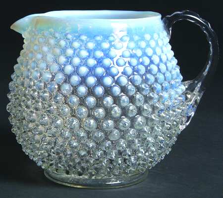 Hobnail French (Opalescent) 32 Oz Squat Jug