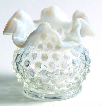 Hobnail French (Opalescent) 3" Double Crimped Vase