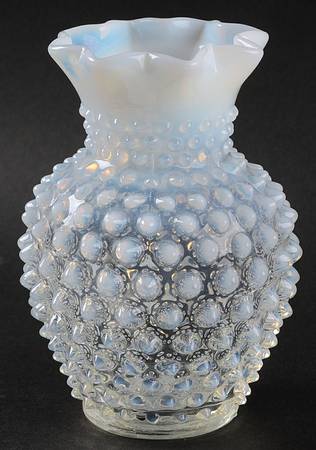Hobnail French (Opalescent) 5 1/2" Flared Vase