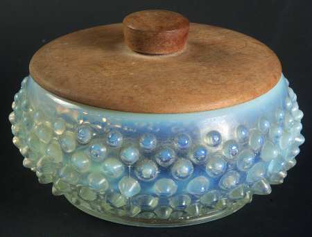 Hobnail French (Opalescent) Round Puff Box & Wood Lid