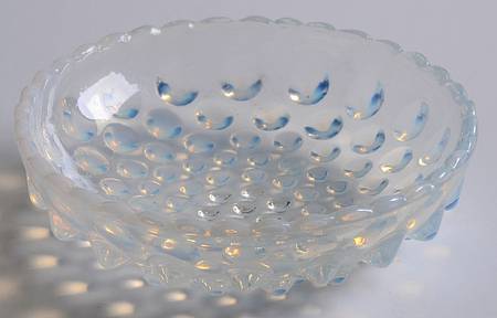 Hobnail French (Opalescent) Shallow Round Ashtray