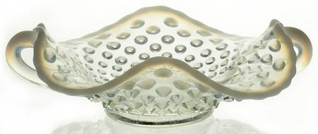 Hobnail French (Opalescent) 7" Handled Bon Bon