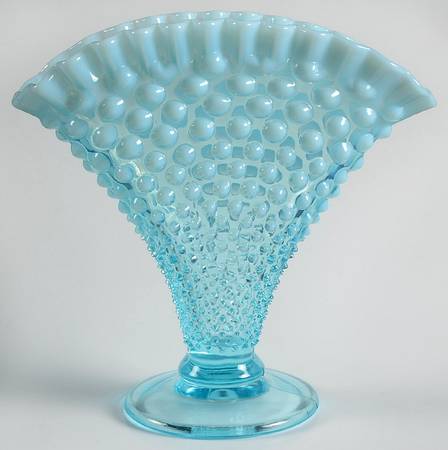 Hobnail Blue (Opalescent) 8" Footed Crimped Flared Fan Vase