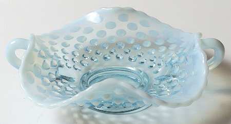 Hobnail Blue (Opalescent) 7" Handled Bon Bon