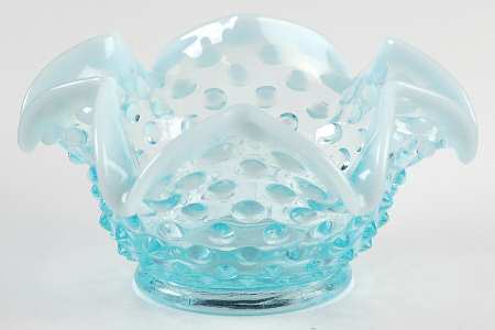 Hobnail Blue (Opalescent) Small Star Bon Bon
