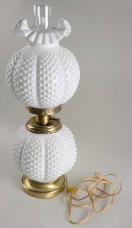 Hobnail Milk Glass Gone with the Wind Electric Lamp