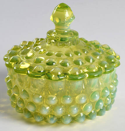 Hobnail Topaz (Opalescent) Candy Box & Lid