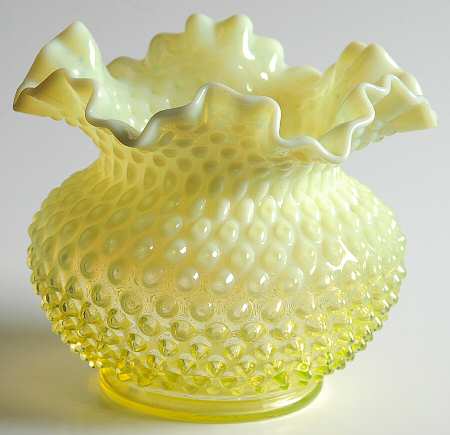 Hobnail Topaz (Opalescent) 5" Double Crimped Vase