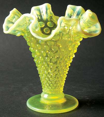 Hobnail Topaz (Opalescent) 5" Footed Double Crimped Vase