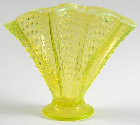 Hobnail Topaz (Opalescent) Large Fan Vase