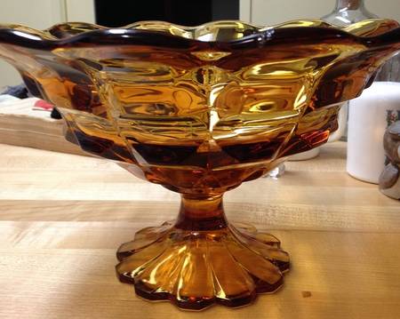 Valencia Amber Footed Bowl