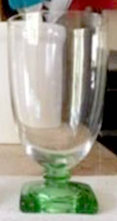 4020 Green (Green Stem and Base) Footed Tumbler