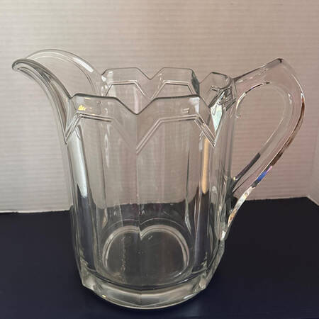 Alexis (Stem 1630, Heavy) 96 Oz Pitcher