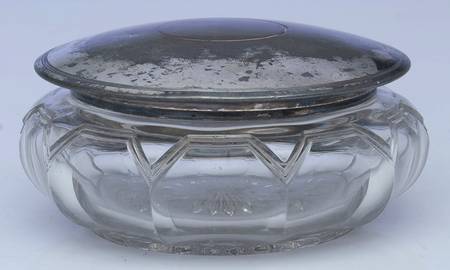 Alexis (Stem 1630, Heavy) Round Puff Box with Metal Lid