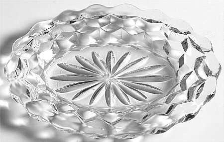 American Clear (Stem 2056) Oval Pin Tray
