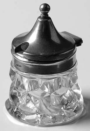 American Clear (Stem 2056) Spice Jar with Metal Hinged Lid