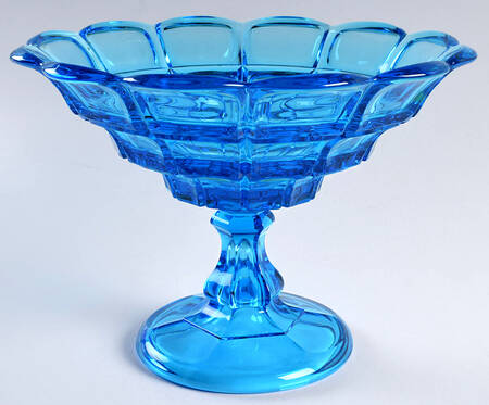 Argus Blue (Stem  2770) Centerpiece