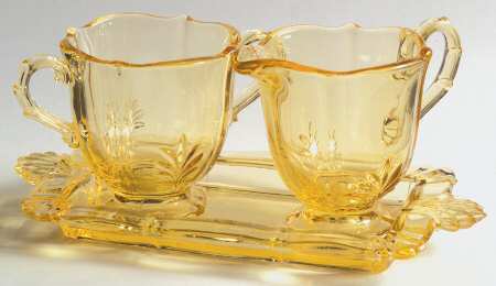 Baroque Topaz Baroque Individual Creamer&Sugar on Tray