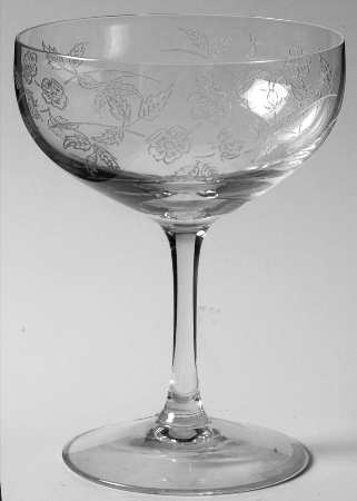 Bianca (Stem 6102, Etch 22) Champagne/Tall Sherbet